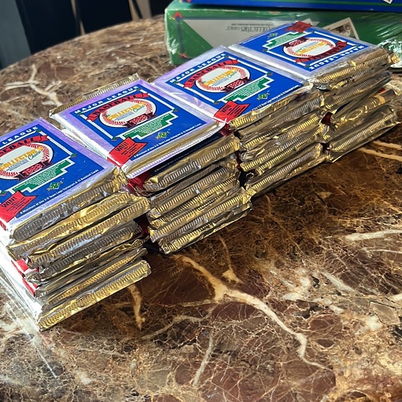 baseball cards - Picture 6 of 6